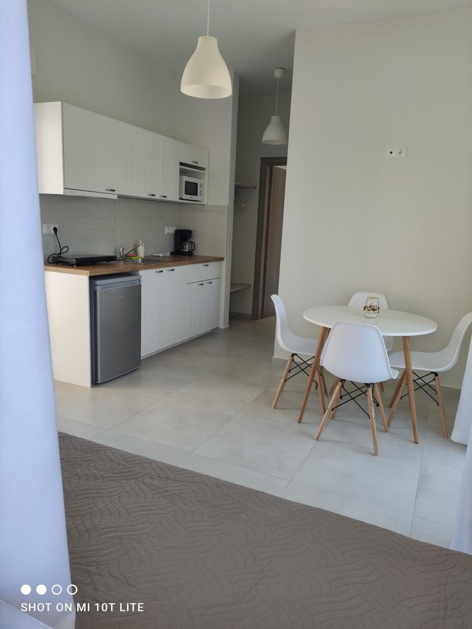 Yannis Apartments Amoudara  Экстерьер фото