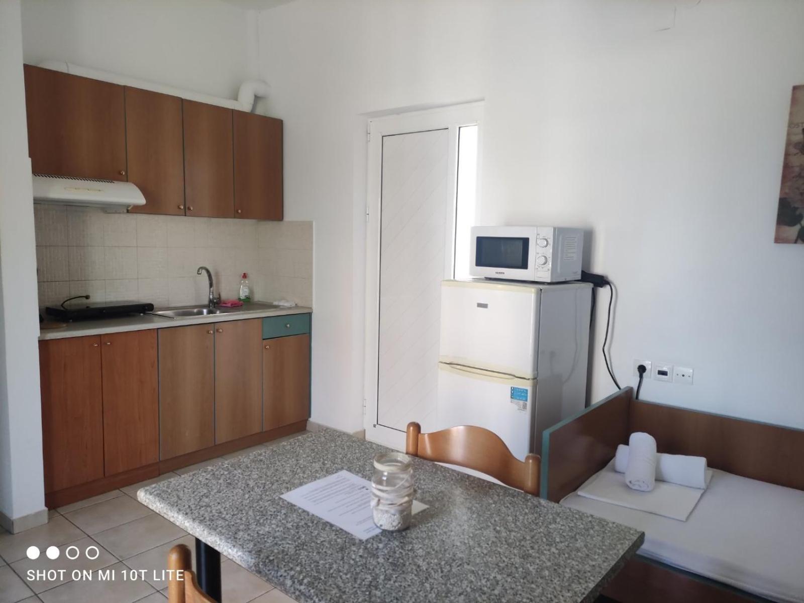Yannis Apartments Amoudara  Экстерьер фото