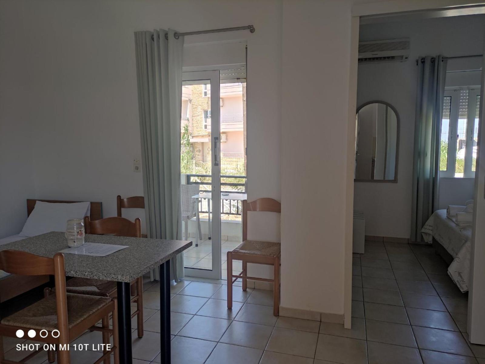 Yannis Apartments Amoudara  Экстерьер фото