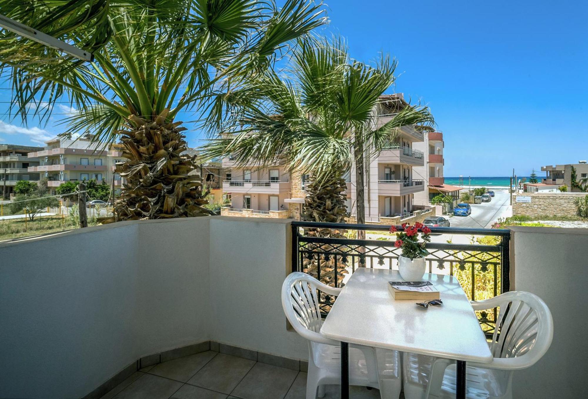 Yannis Apartments Amoudara  Экстерьер фото